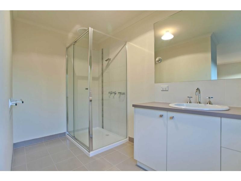 1/28 Johnstone Street, Seaford VIC 3198