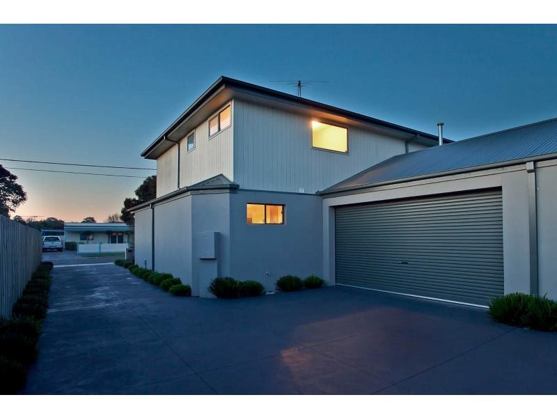 1/28 Johnstone Street, Seaford VIC 3198