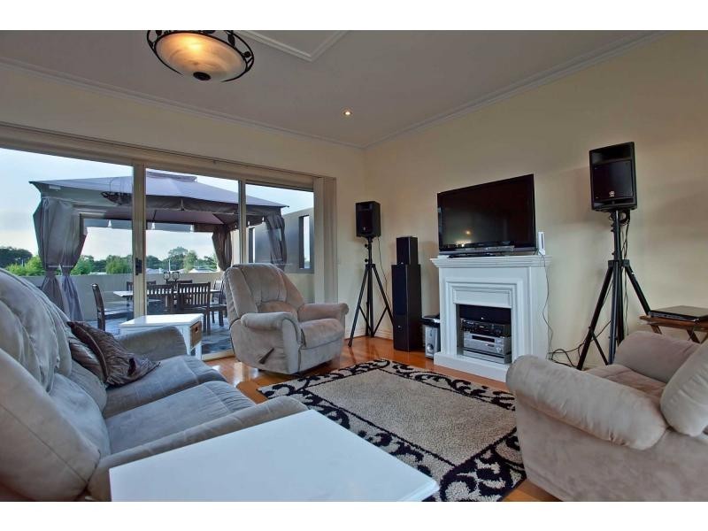 3 Ella Paige Place, Carrum Downs VIC 3201