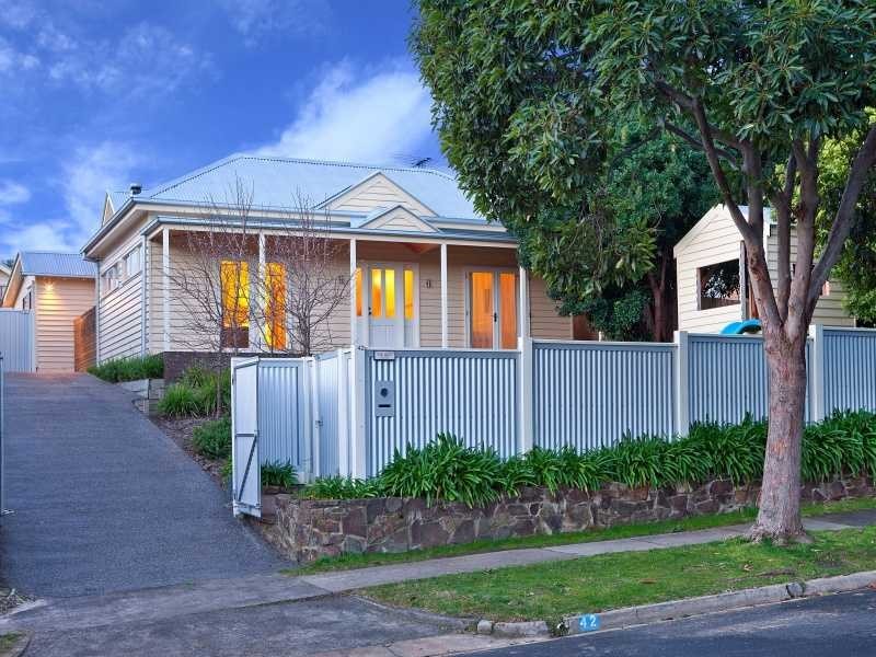 42 Jasper Terrace, Frankston South VIC 3199
