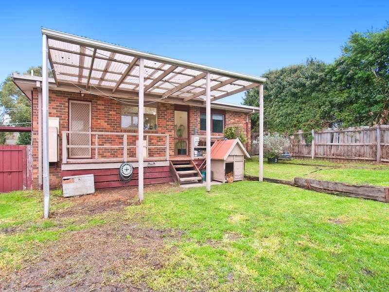 6 Lochaber Avenue, Frankston VIC 3199