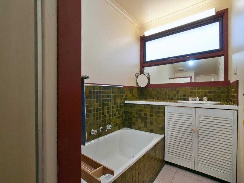 6 Lochaber Avenue, Frankston VIC 3199