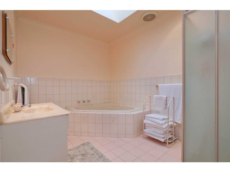 58 Blantyre Avenue, Chelsea VIC 3196