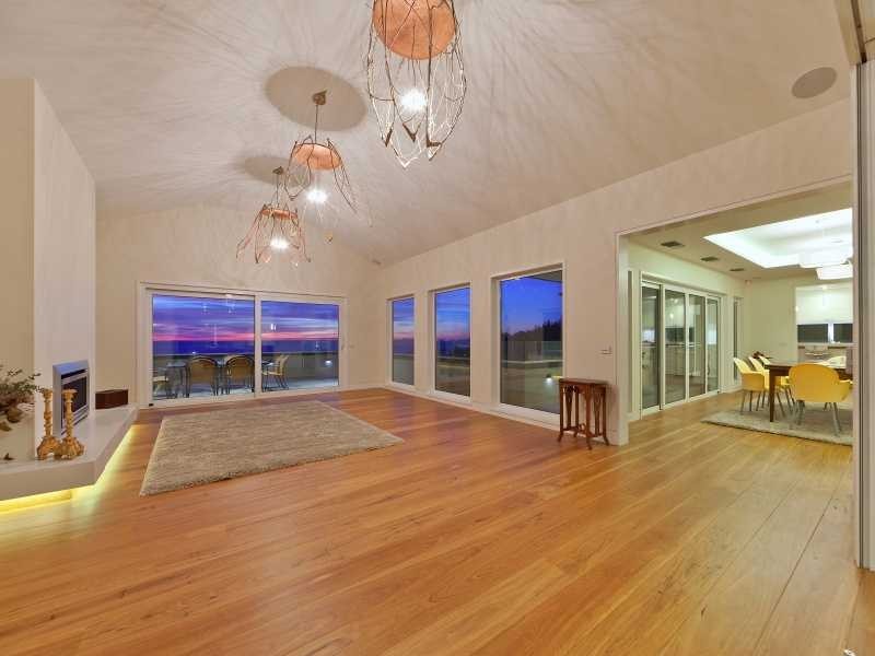 17 Earimil Drive, Mount Eliza VIC 3930