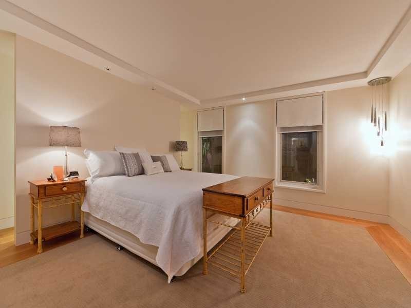 17 Earimil Drive, Mount Eliza VIC 3930
