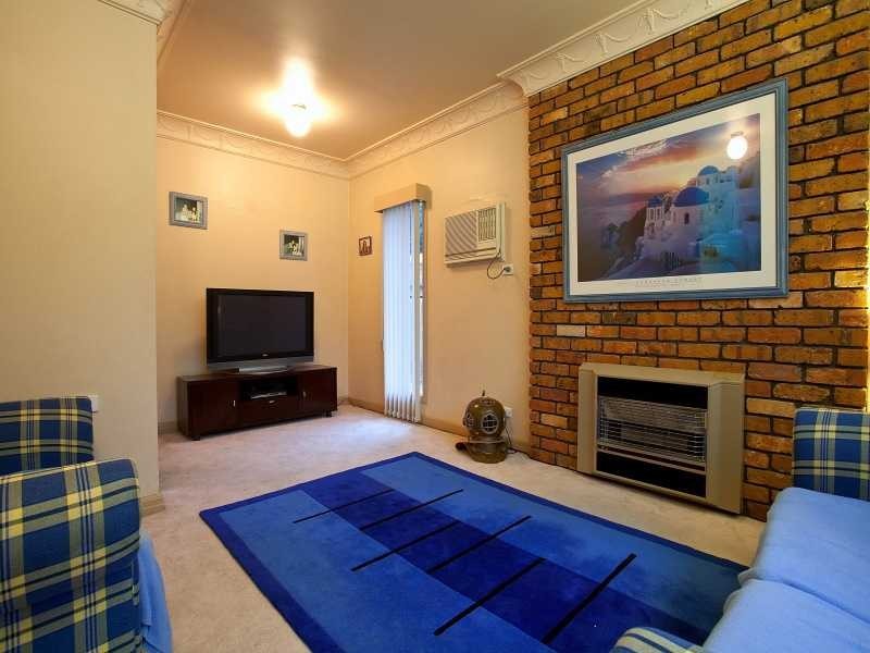 4 Redgdon Avenue, Frankston VIC 3199