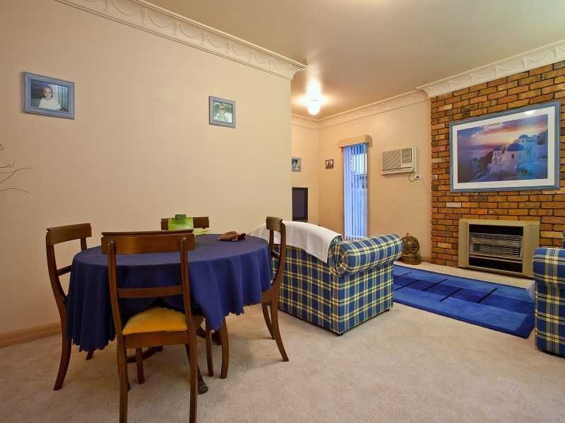 4 Redgdon Avenue, Frankston VIC 3199
