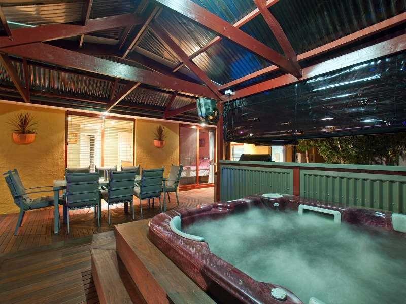 4 Smeaton Court, Frankston South VIC 3199