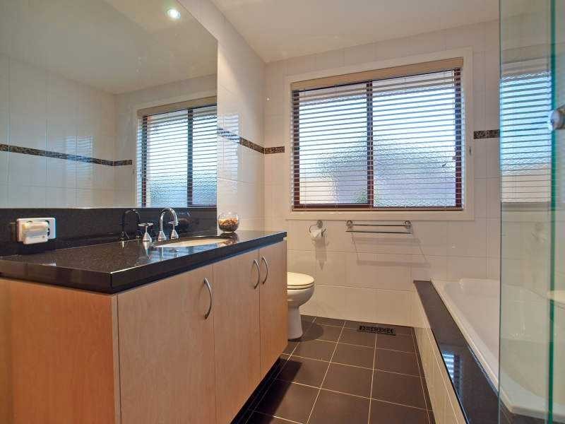 4 Smeaton Court, Frankston South VIC 3199