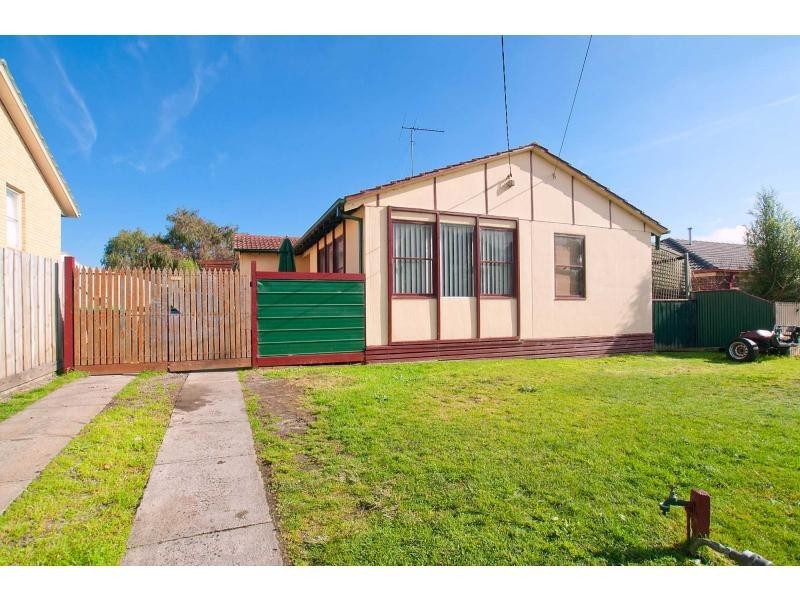 12 Jenkens Street, Frankston North VIC 3200