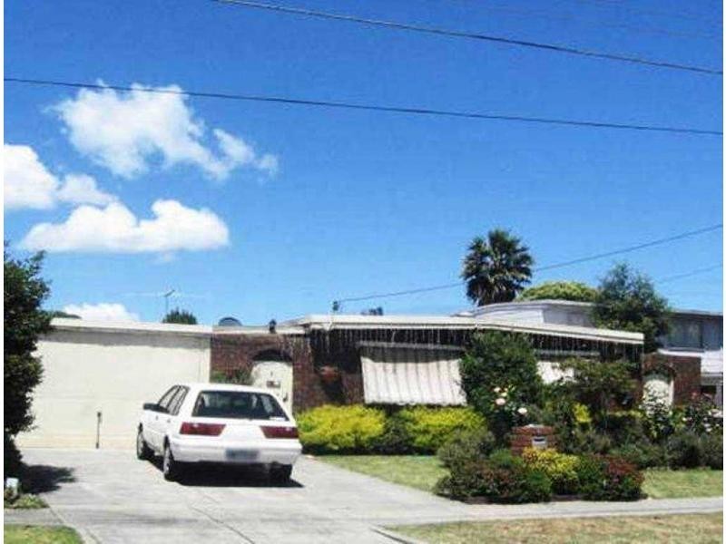 2 Bush Court, Frankston VIC 3199