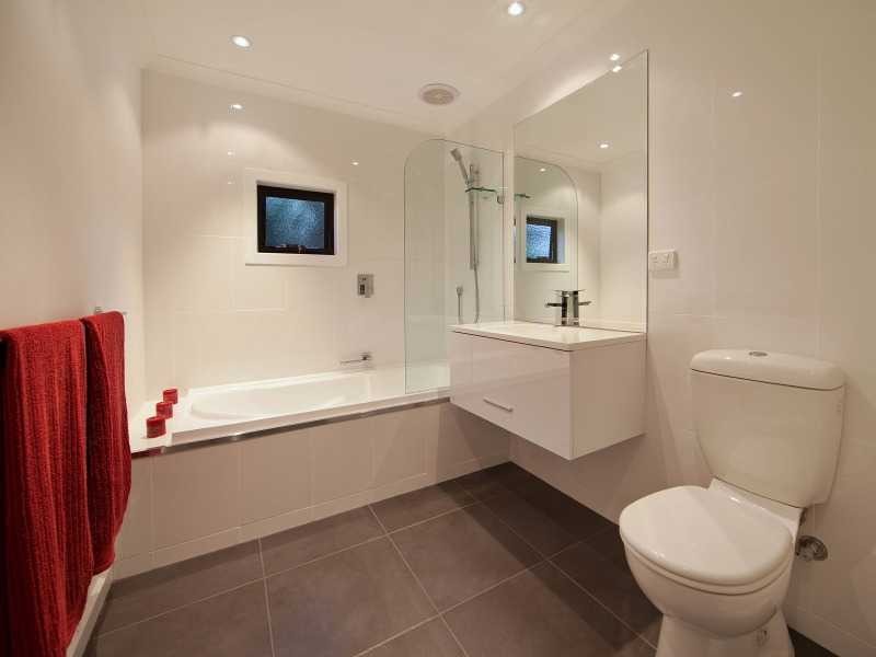 6 Kareela Road, Frankston VIC 3199