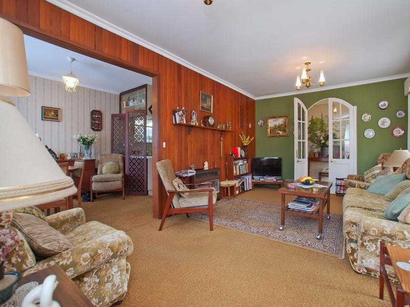 10 Blaxland Avenue, Frankston South VIC 3199