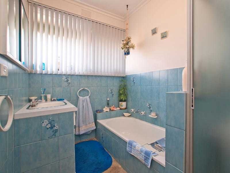 10 Blaxland Avenue, Frankston South VIC 3199