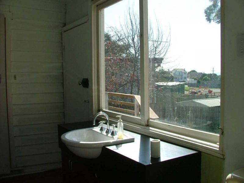 8 Woodlands Grove, Frankston South VIC 3199