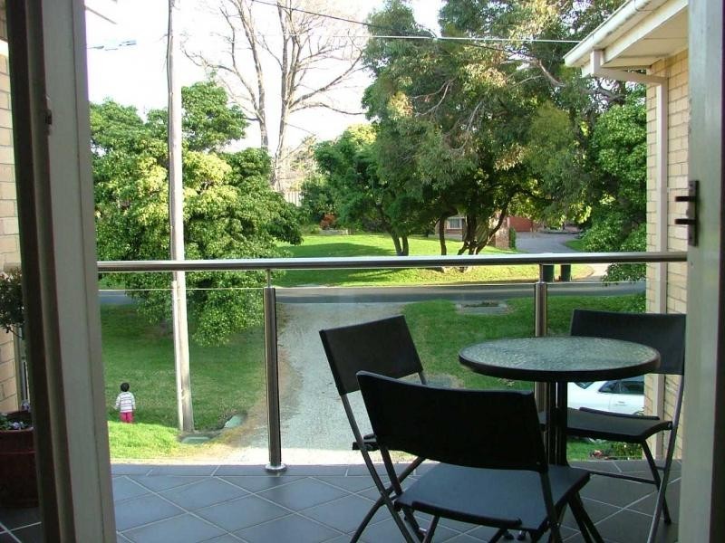 2/11 Williams Street, Frankston VIC 3199