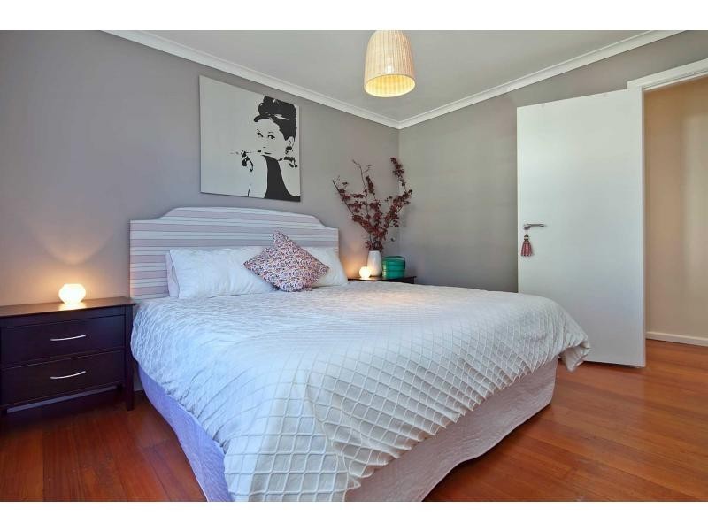 18 Helvetia Court, Frankston South VIC 3199