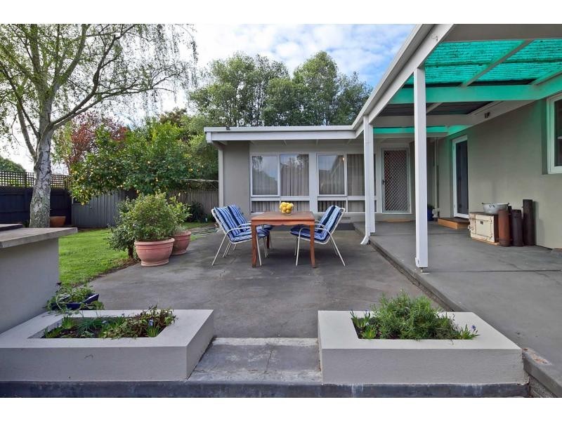 18 Helvetia Court, Frankston South VIC 3199
