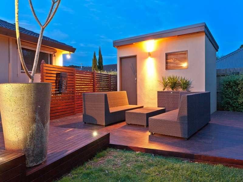 32 Deanswood Drive, Somerville VIC 3912