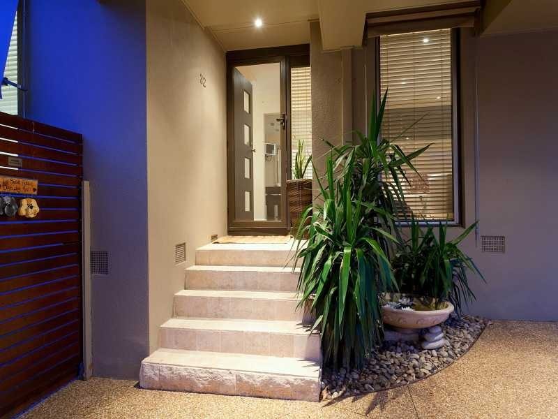 32 Deanswood Drive, Somerville VIC 3912