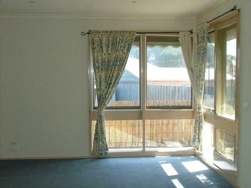 4 Malcolm Court, Frankston VIC 3199