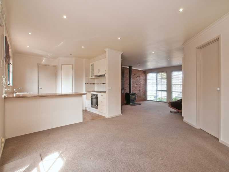 Unit 2/10 FINLAY Street, Frankston VIC 3199