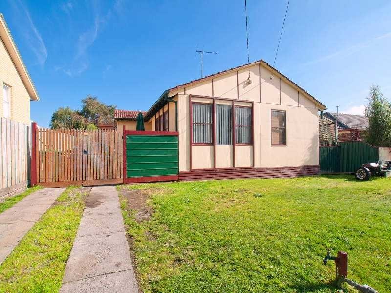 12 Jenkens Street, Frankston North VIC 3200