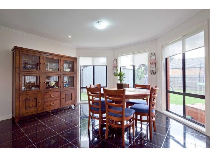 12 Venezia Way, Skye VIC 3977