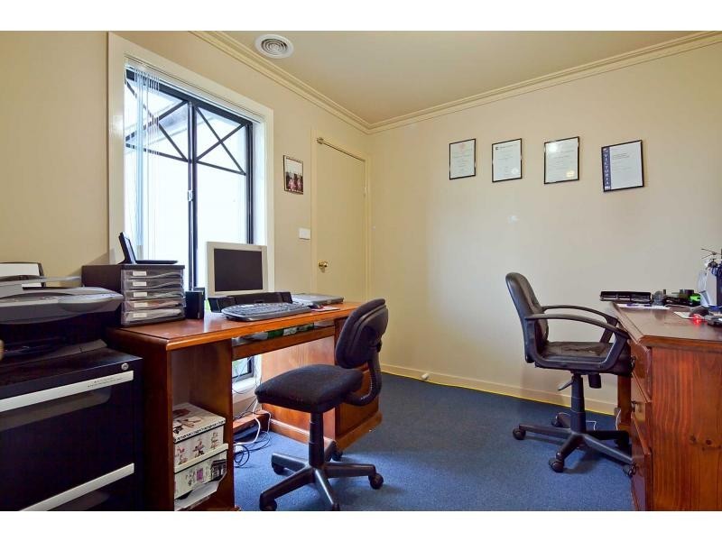 12 Venezia Way, Skye VIC 3977