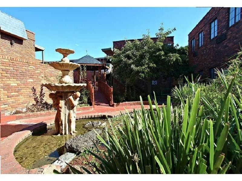 Unit 151/325 Nepean Highway, Frankston VIC 3199