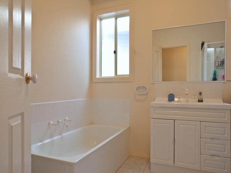 1/64 Kirkwood Avenue, Seaford VIC 3198