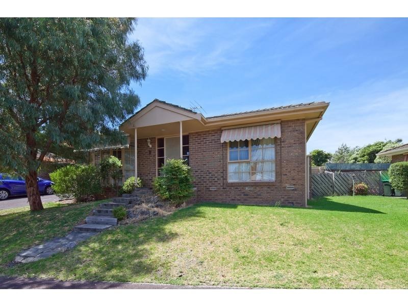 Unit 2/11 Towerhill Road, Frankston South VIC 3199