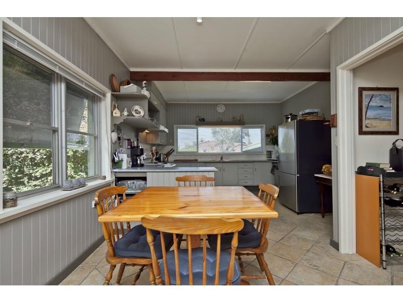 100 Fleetwood Crescent, Frankston South VIC 3199