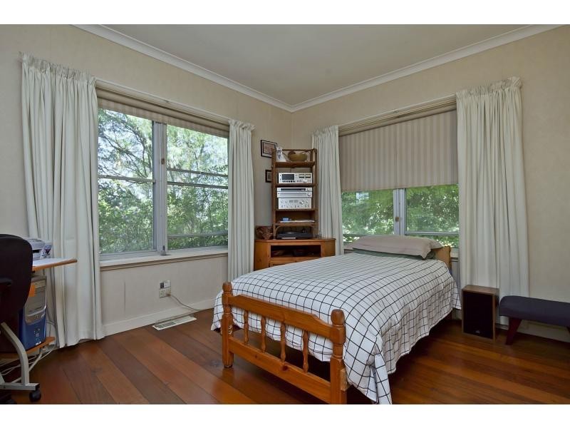 100 Fleetwood Crescent, Frankston South VIC 3199