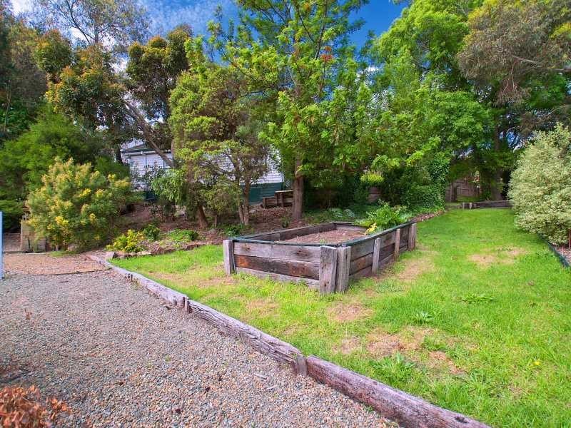 12 Liddesdale Avenue, Frankston South VIC 3199