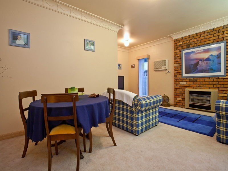 4 Redgdon Avenue, Frankston VIC 3199