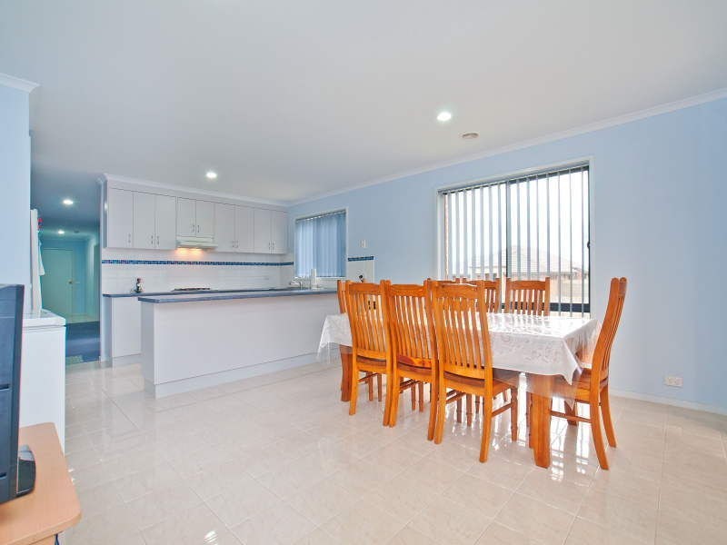 1 Mina Court, Carrum Downs VIC 3201