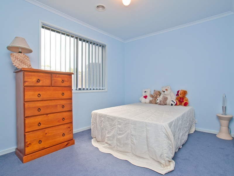 1 Mina Court, Carrum Downs VIC 3201