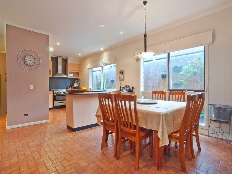 12 Glenview Crescent, Frankston VIC 3199