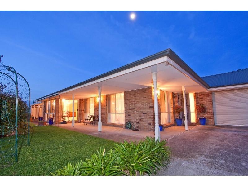 3 Joan Court, Skye VIC 3977