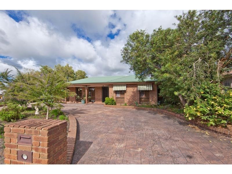 12 Warrin Rise, Langwarrin VIC 3910