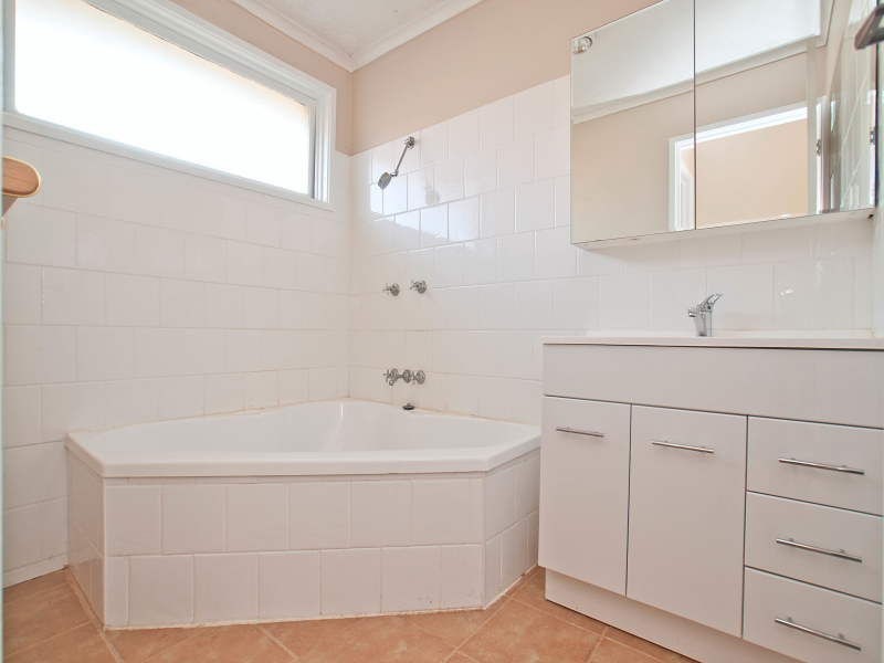 122 Casuarina Drive, Frankston South VIC 3199