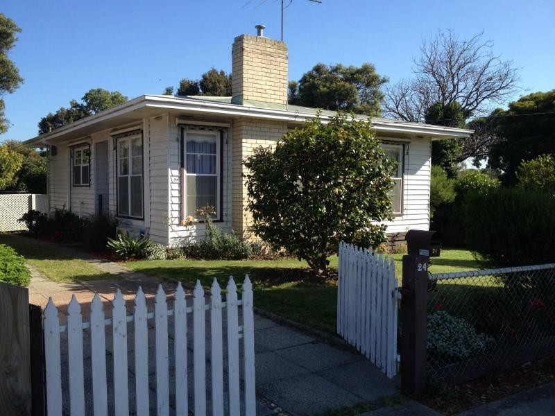 24 Foot Street, Frankston South VIC 3199