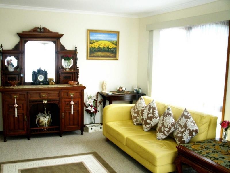 588 High Street, Melton West VIC 3337