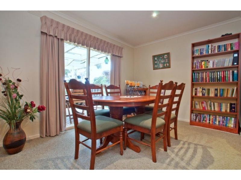 2 Barmah Court, Frankston South VIC 3199