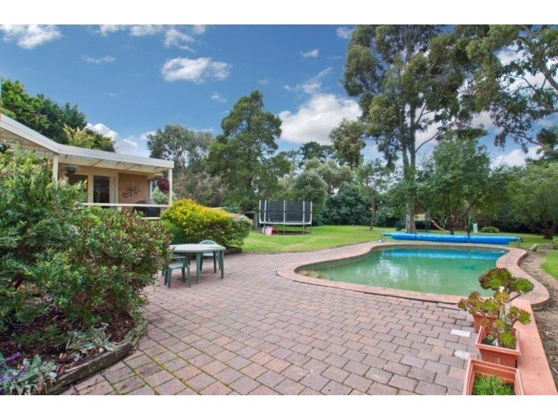 2 Barmah Court, Frankston South VIC 3199
