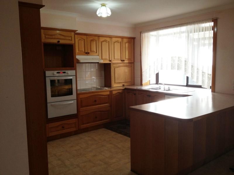 9 Lena Place, Carrum Downs VIC 3201