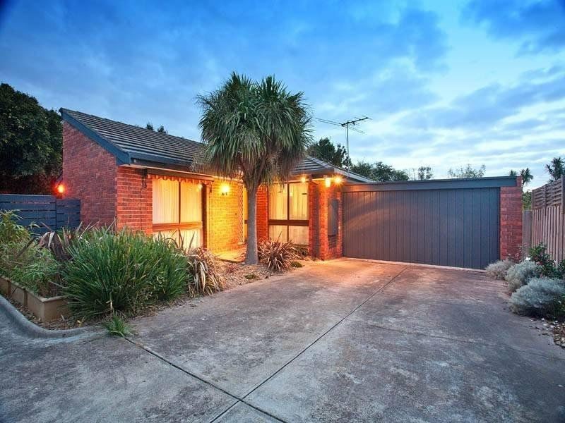2/5 McComb Boulevard, Frankston South VIC 3199