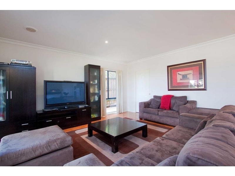 17 Colbert Court, Frankston South VIC 3199