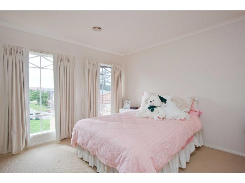 17 Colbert Court, Frankston South VIC 3199